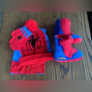 NEW Red and BlueSpider-Man Winter Set